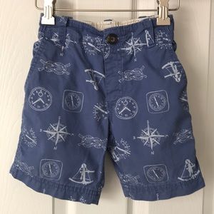 Kids shorts. 4T